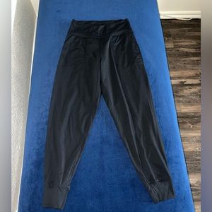 Black joggers with pockets size medium